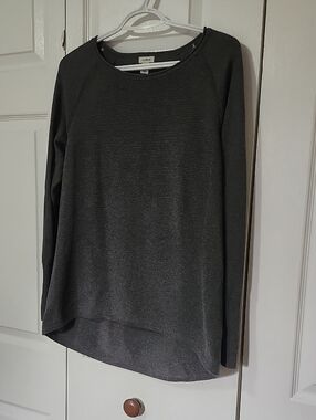 L.L. Bean Charcoal Gray Long Sleeve Knit Sweater
